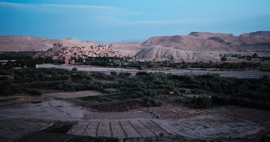 Le Maroc photographié et dessiné